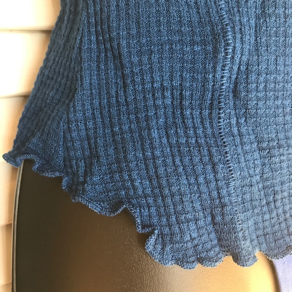 Waffle Knit Turtleneck Top- Rich Colour! EUC 2/$25 - Picture 7 of 11